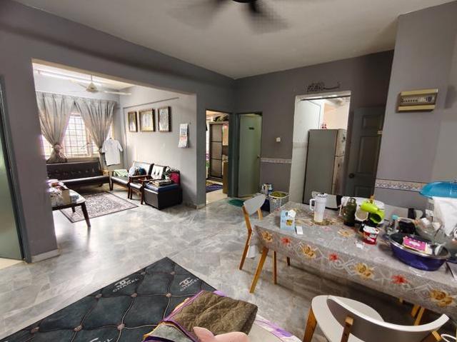 Apartment for sale in Keramat