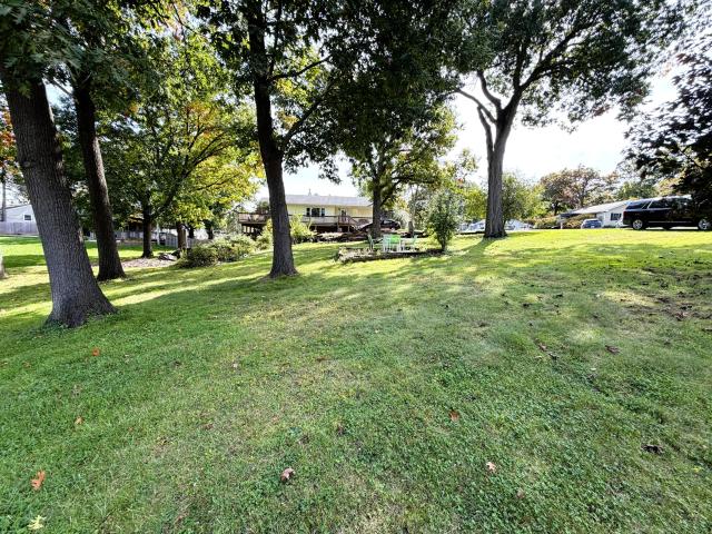 Land for sale in Benet Lake, Salem Lakes