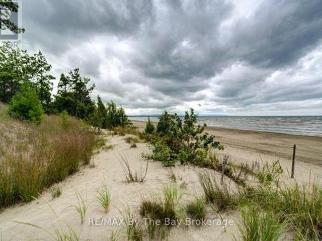 Land for sale in Wasaga Beach, Ontario