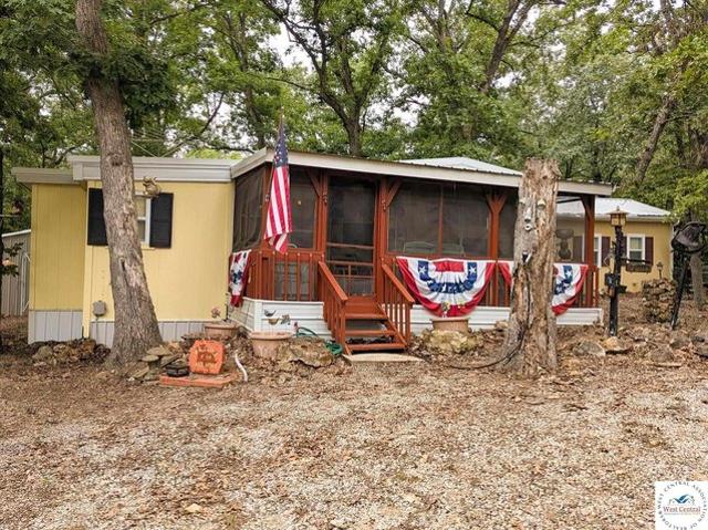 House for sale in Lowry City, Missouri