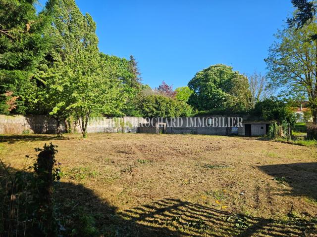 Terrain vente à Fontenay-le-Comte, Luçon
