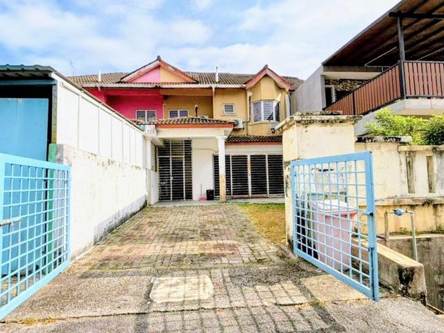 Terraced House for sale in Petaling, Damansara Damai
