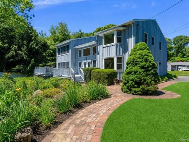 House for sale in Centereach, New York