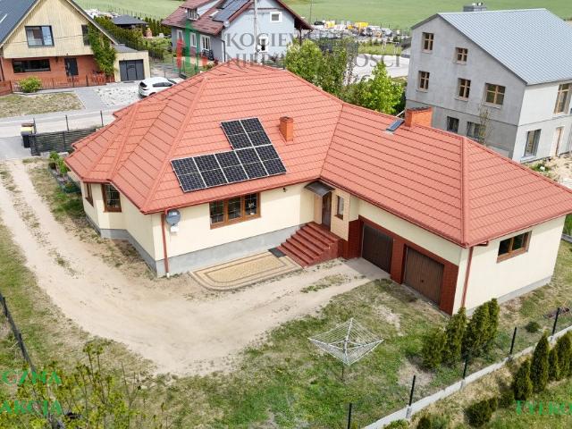 Dom na sprzedaż w Lubichowo, Pomorskie