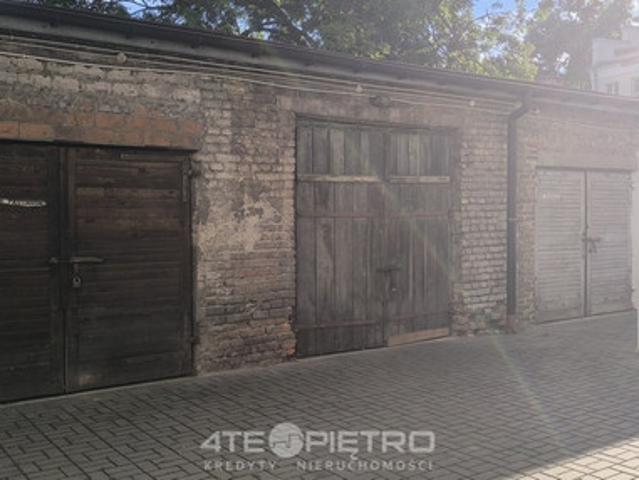 Garaż na sprzedaż w Śródmieście, Lublin
