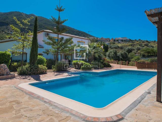 Casa en venta en La Axarquía, Andalucía