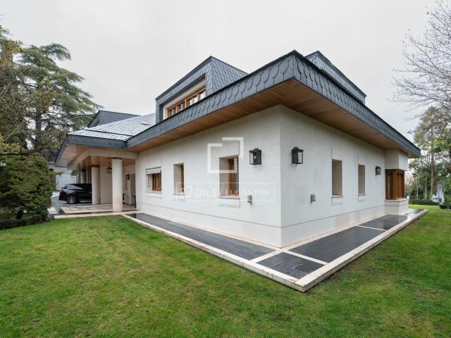 Casa en venta en Hortaleza, Madrid