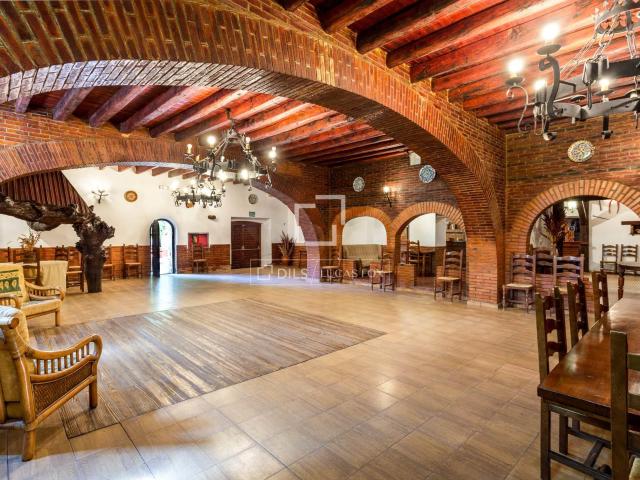 Casa en venta en Valdeolmos-alalpardo, Madrid