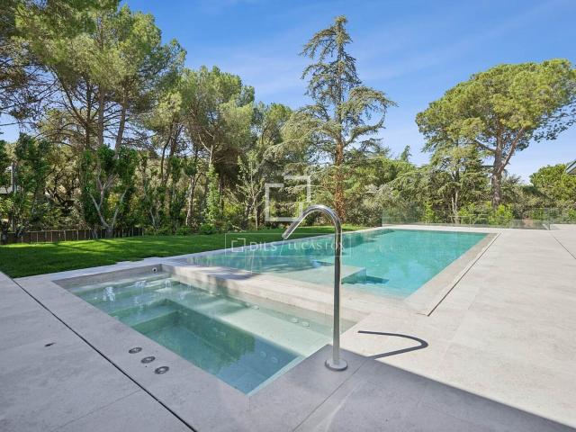 Casa en venta en Boadilla Del Monte, Madrid