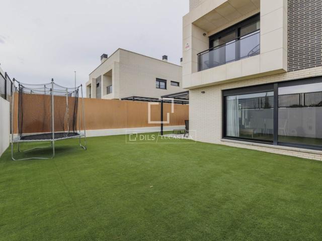 Casa en venta en Viñas Viejas, Boadilla Del Monte