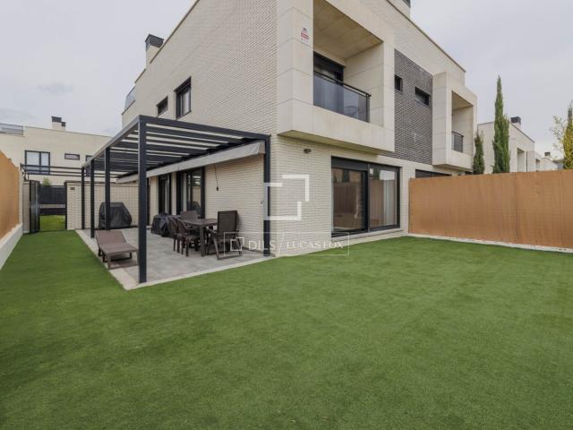 Casa en venta en Viñas Viejas, Boadilla Del Monte