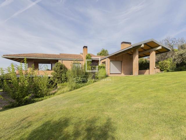 Casa en venta en Urbanizaciónes Este, Boadilla Del Monte