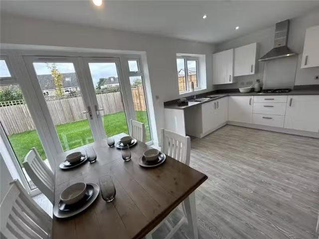 House for sale in Shirley