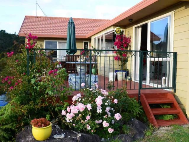 House for rent in Paremoremo, Oroua County