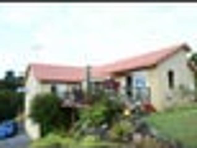 House for rent in Paremoremo