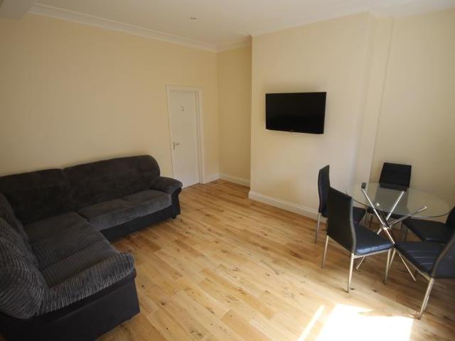 House for rent in Woodhouse, West Yorkshire