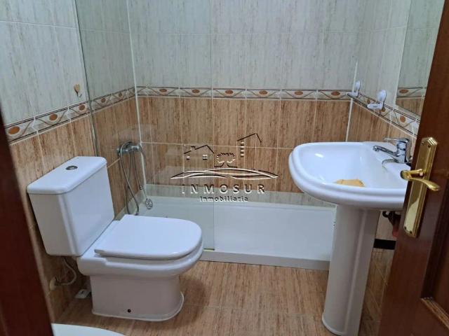 Apartamento en alquiler en Zona 2 (Centro y San Francisco), Lucena