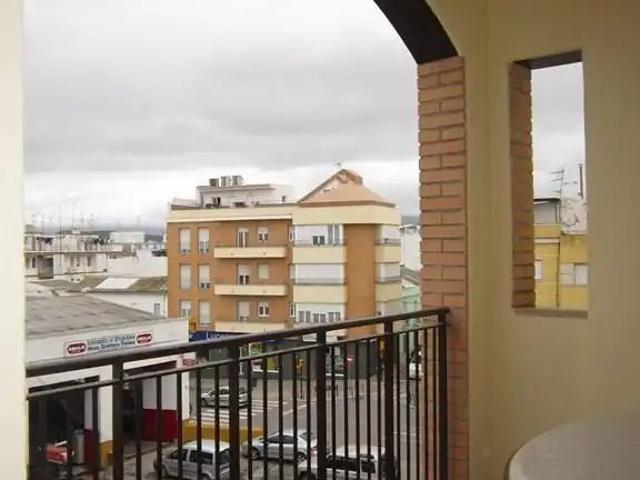 Apartamento en alquiler en Zona 2 (Centro y San Francisco), Lucena