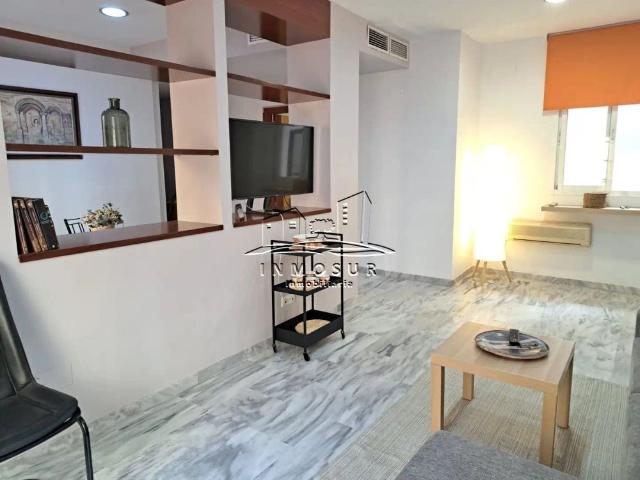 Apartamento en alquiler en Zona 2 (Centro y San Francisco), Lucena