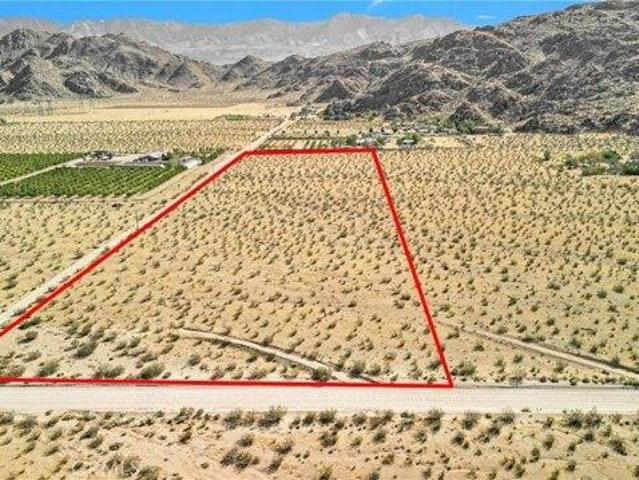 Land for sale in Lucerne Valley