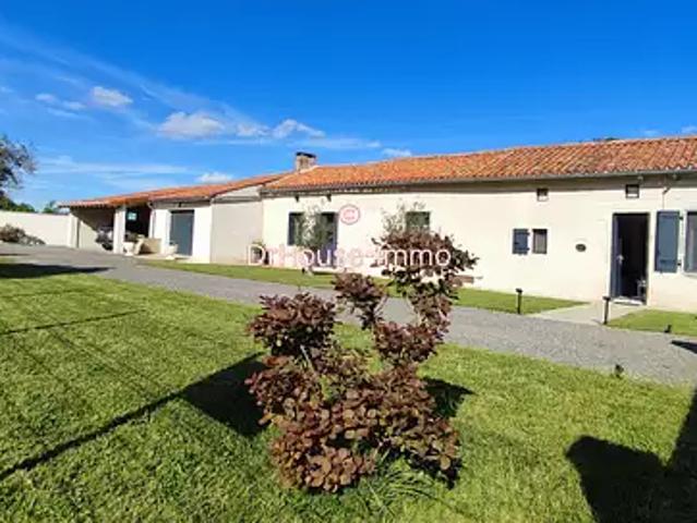 Maison vente à Luchapt