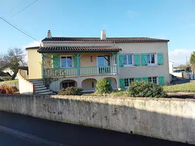 Maison vente à Bressuire, Luché-thouarsais