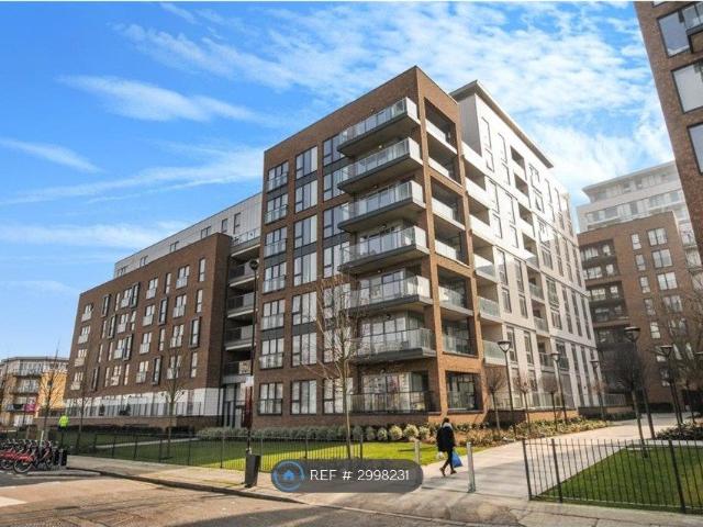 Apartment for rent in Poplar Grove, Greater London
