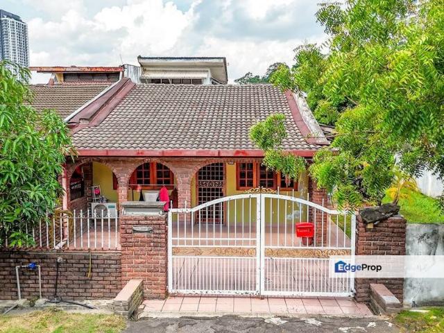 House for sale in Country Heights Damansara, Kuala Lumpur