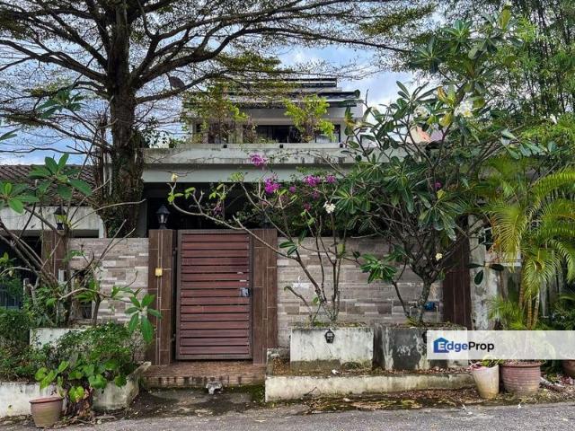 House for sale in Country Heights Damansara, Kuala Lumpur
