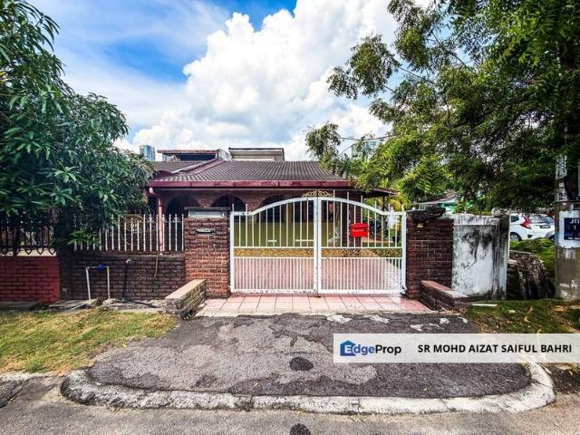 House for sale in Country Heights Damansara, Kuala Lumpur
