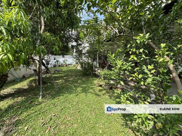 House for sale in Country Heights Damansara, Kuala Lumpur