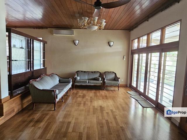 House for rent in Taman Lucky, Kuala Lumpur