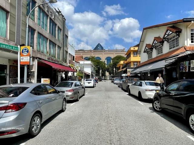Apartment for sale in Ulu Pandan