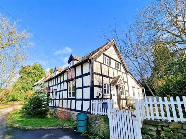 House for sale in Sandpits