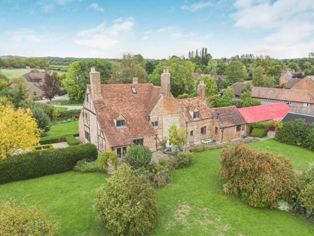 House for sale in Aylesbury, Buckinghamshire