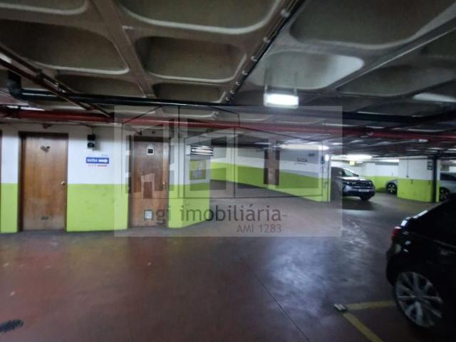 Garagem venda em Misericórdia, Lisboa