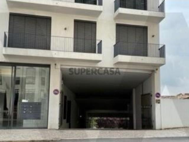 Garagem venda em Santarém