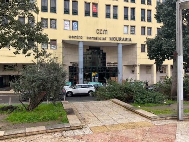 Garagem venda em Santa Maria Maior, Lisboa
