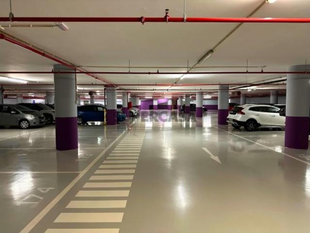 Garagem venda em Lido, Funchal