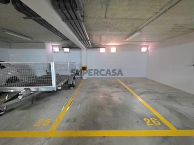 Garagem venda em Lagos, Faro