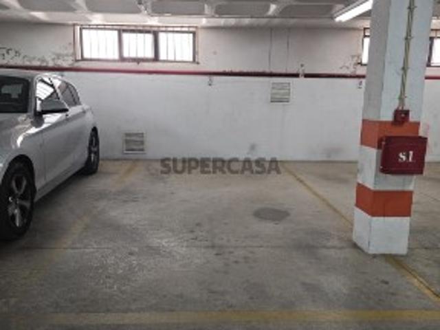 Garagem venda em Faro