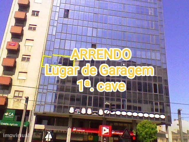 Garagem alugar em Porto, Laborim