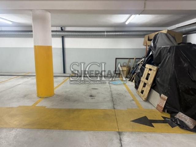 Garagem venda em Vila Nova De Gaia, Canidelo