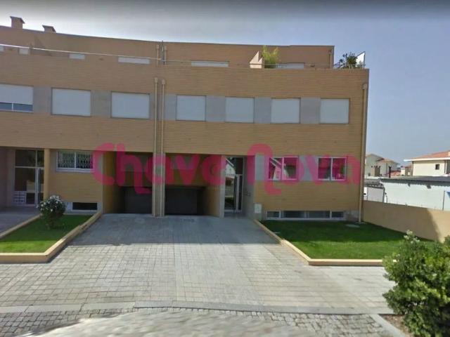 Garagem venda em Porto