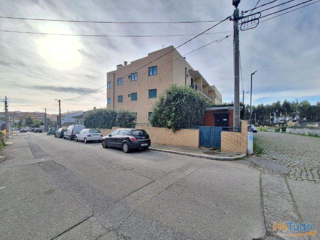 Garagem venda em Vila Nova De Gaia