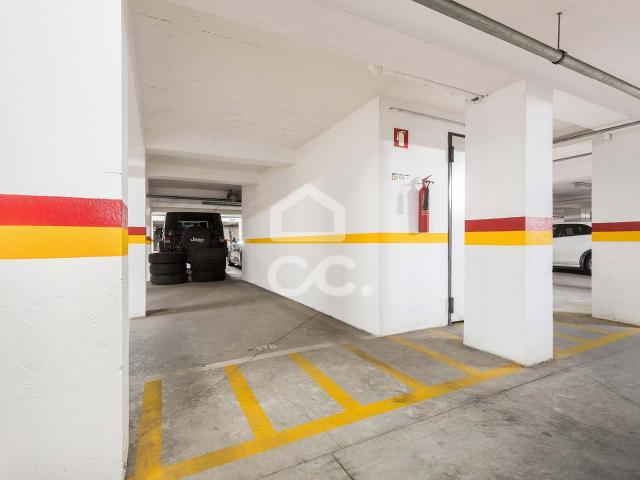 Garagem venda em Évora