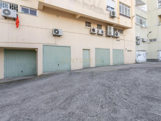 Garagem venda em Terroa, Setúbal