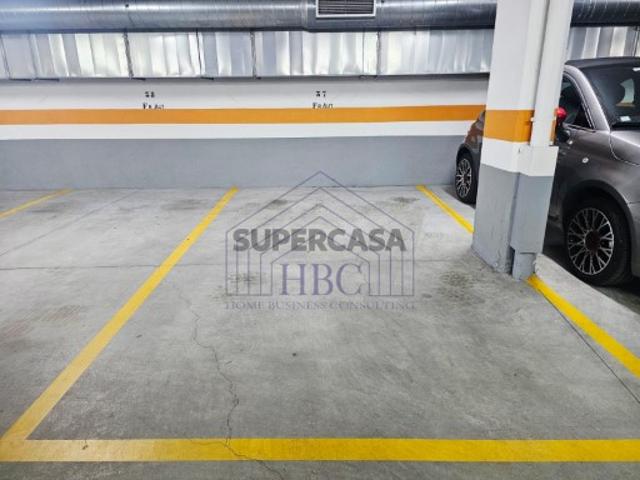 Garagem venda em Lisboa