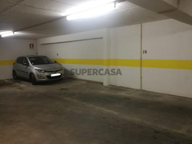 Garagem venda em Lisboa
