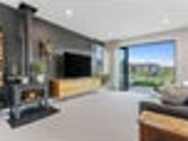 House for rent in Otakou
